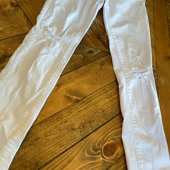 KanCan High Rise Jeans - Picture 2 of 5